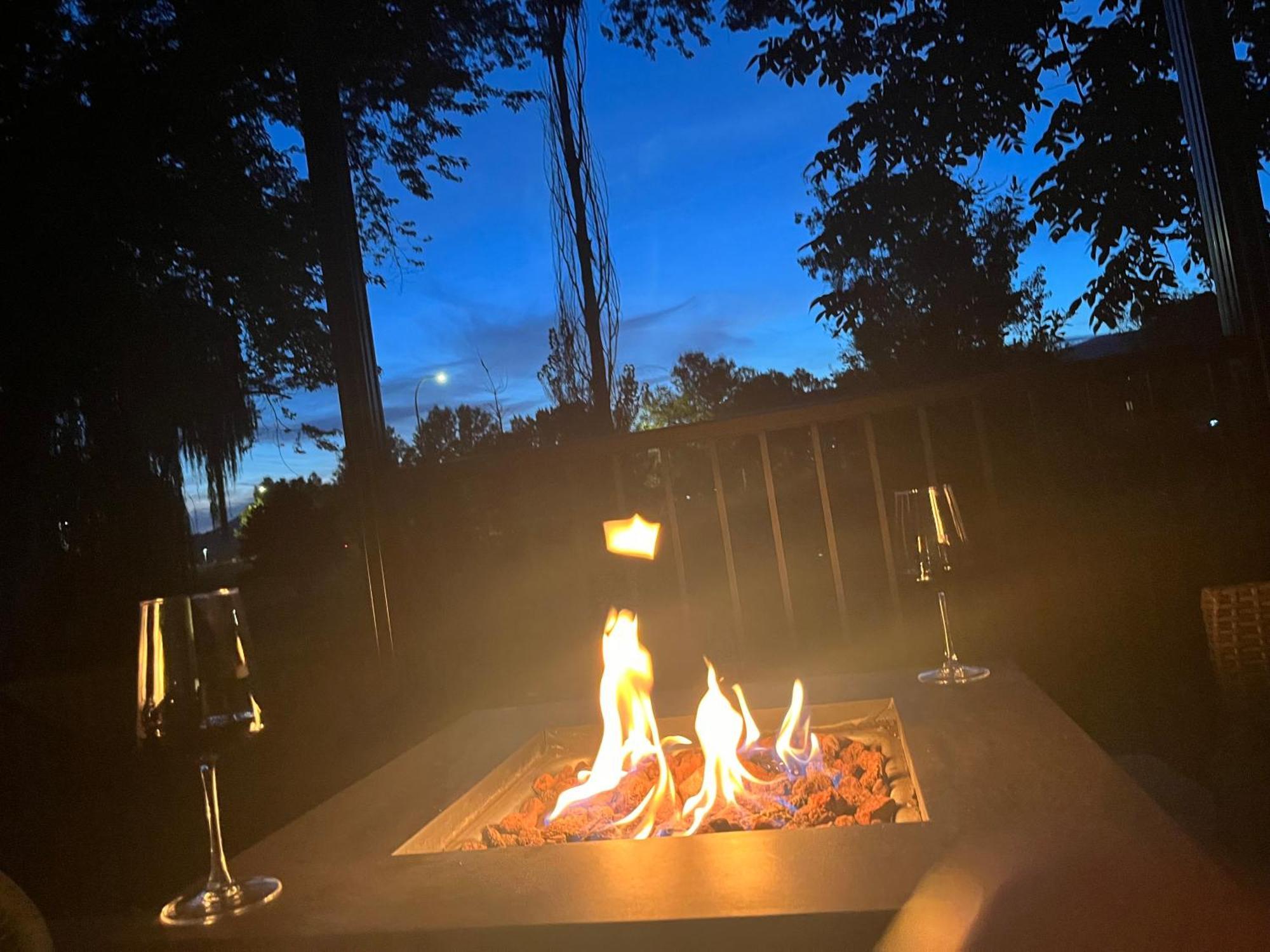 Hikari-Okanagan Sunshine B&B Келоуна Екстер'єр фото